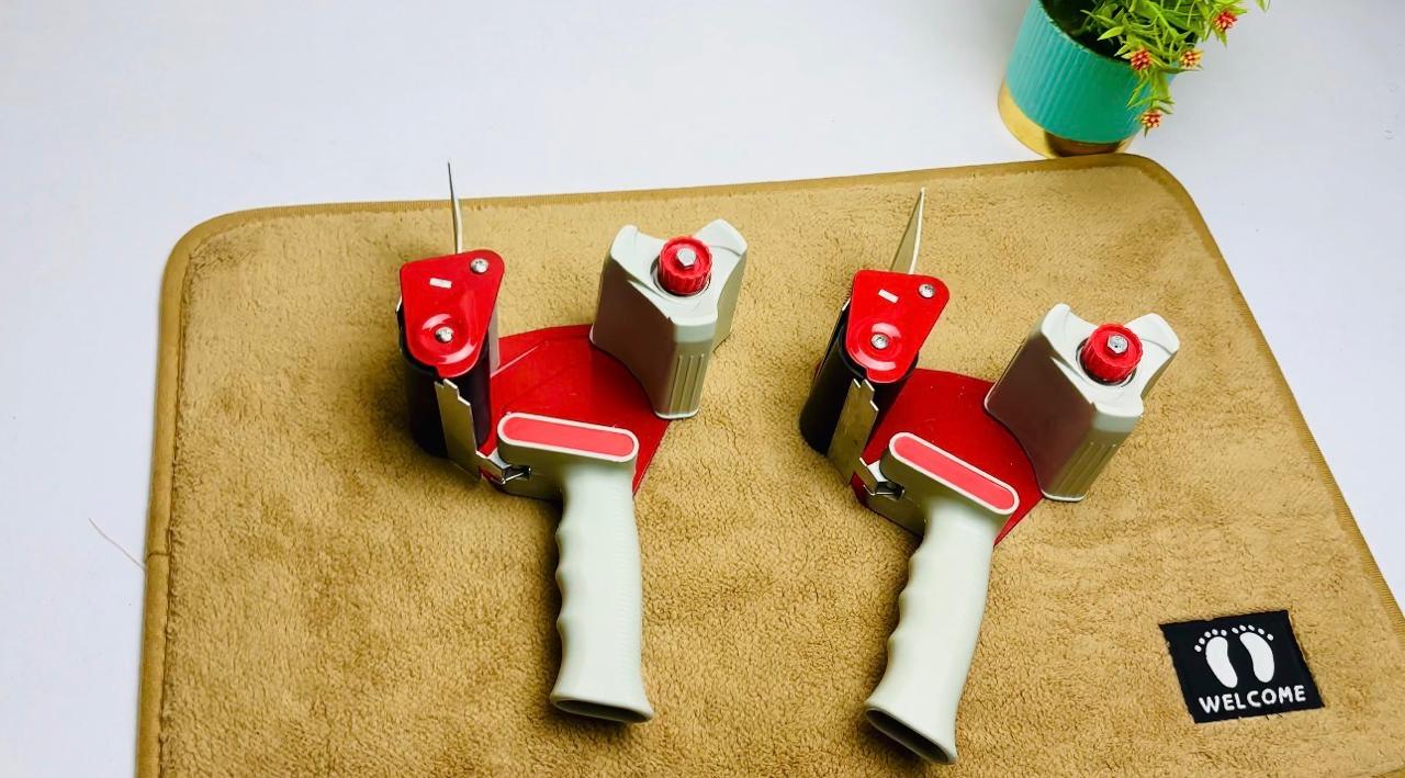 Tape Dispenser / Tape Gun