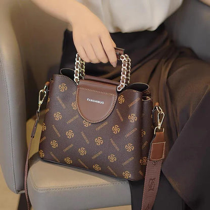 Trending Stylish best leather Ladies clutch hand bag
